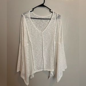 PLUS FLOWY COTTAGECORE BLOUSE - STRETCHY WHITE DISTRESSED TOP
